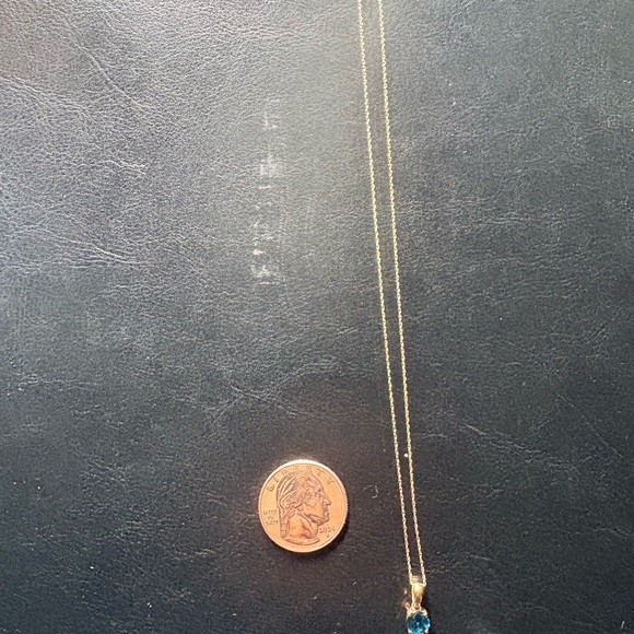 Vintage 10Kt Gold Blue Topaz Necklace - Picture 4 of 4